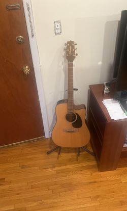 Acoustic/Electric Guitar Takamine EG340C