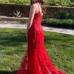 Red prom dress