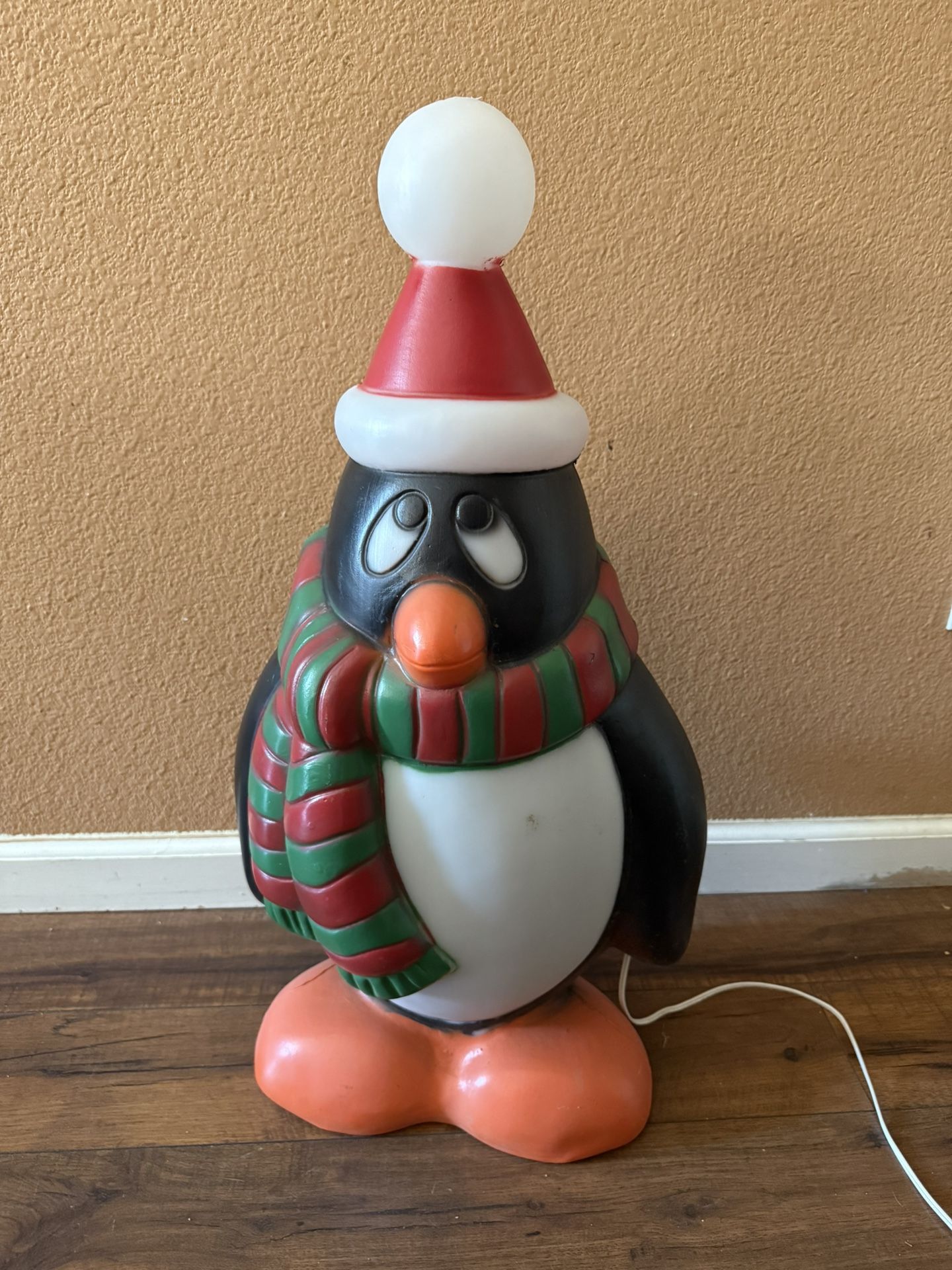 Vintage 28" Penguin Blow Mold General Foam Christmas Scarf Chilly Willy Red Hat