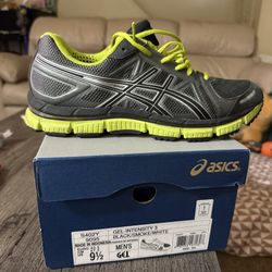 ASICS Gel-Intensity 3. Men Size 9.5 