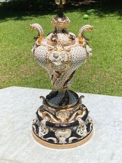 Mid Century Porcelain Table Lamp