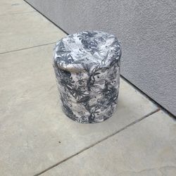 Two round puff ottoman