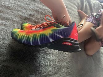 Running shoes