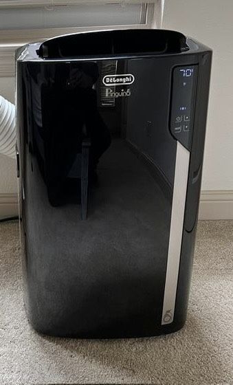 DeLonghi Penguin 14000 BTU, Not Cooling, for repair Or Parts