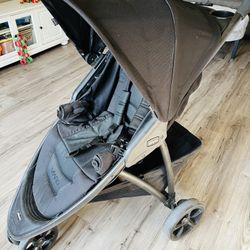 Chicco  Viaro Stroller 