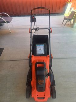 BLACK DECKER 20 INCHES WIDE CORDED PUSH LAWN MOWER