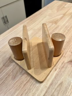 Wooden Napkin Holder Salt Pepper Shaker Set