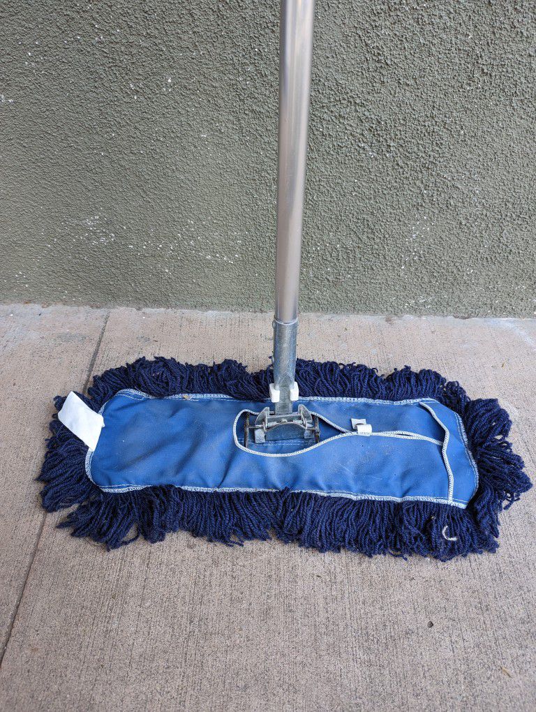Nine Forty 24 Inch Janitorial  Dry Dust Mop