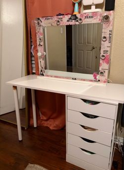 Vanity Desk