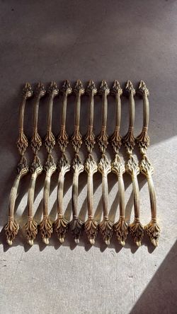 Ornate Brass Cabinet Drawer Pulls Set of 20
