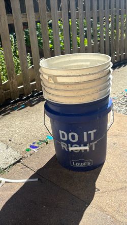 Free buckets