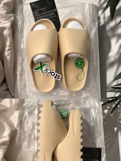 Brand New Yeezy Slides 'Bone' - Size 10 - StockX Verified