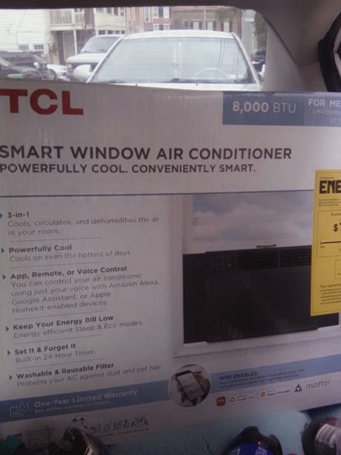 Bran New 8000 BTU AC Smart 
