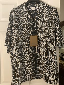 Brand New Burberry Radley Leopard-Print Short Sleeve Shirt Size Large