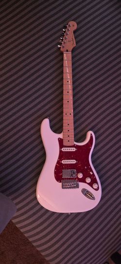 Fender HSS Stratocaster