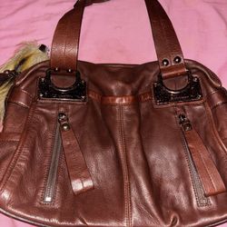 B.  MAKOWSKY || Glove Leather brown purse 