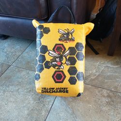 Yellow Jacket Discharge Archery Target
