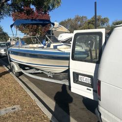 1988 Sea Ray 23