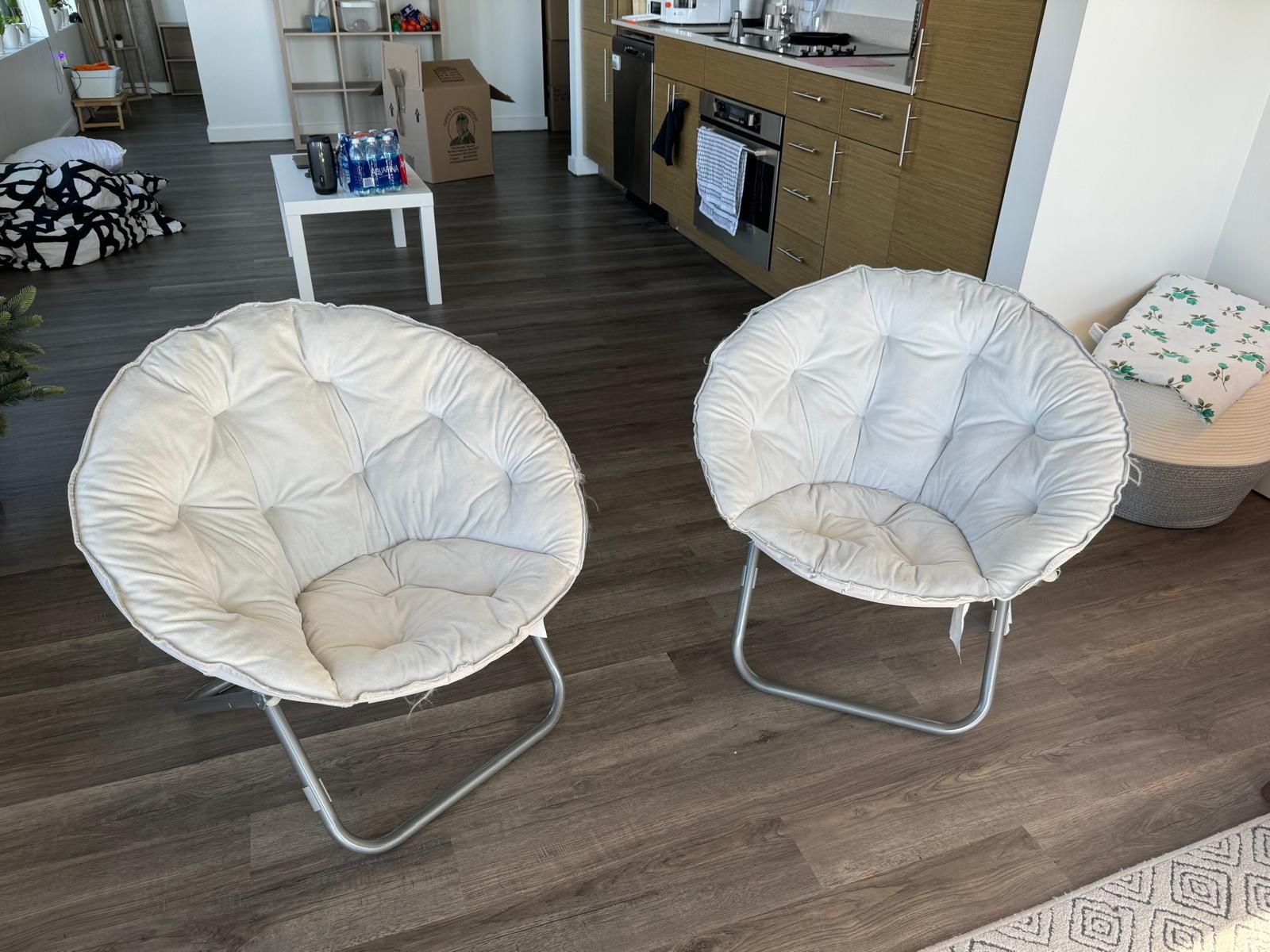 Saucer chairs - Set Of 2