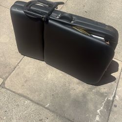 Massage Table Or Table Table Like New 