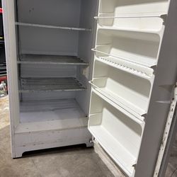 Kennore Upright freezer