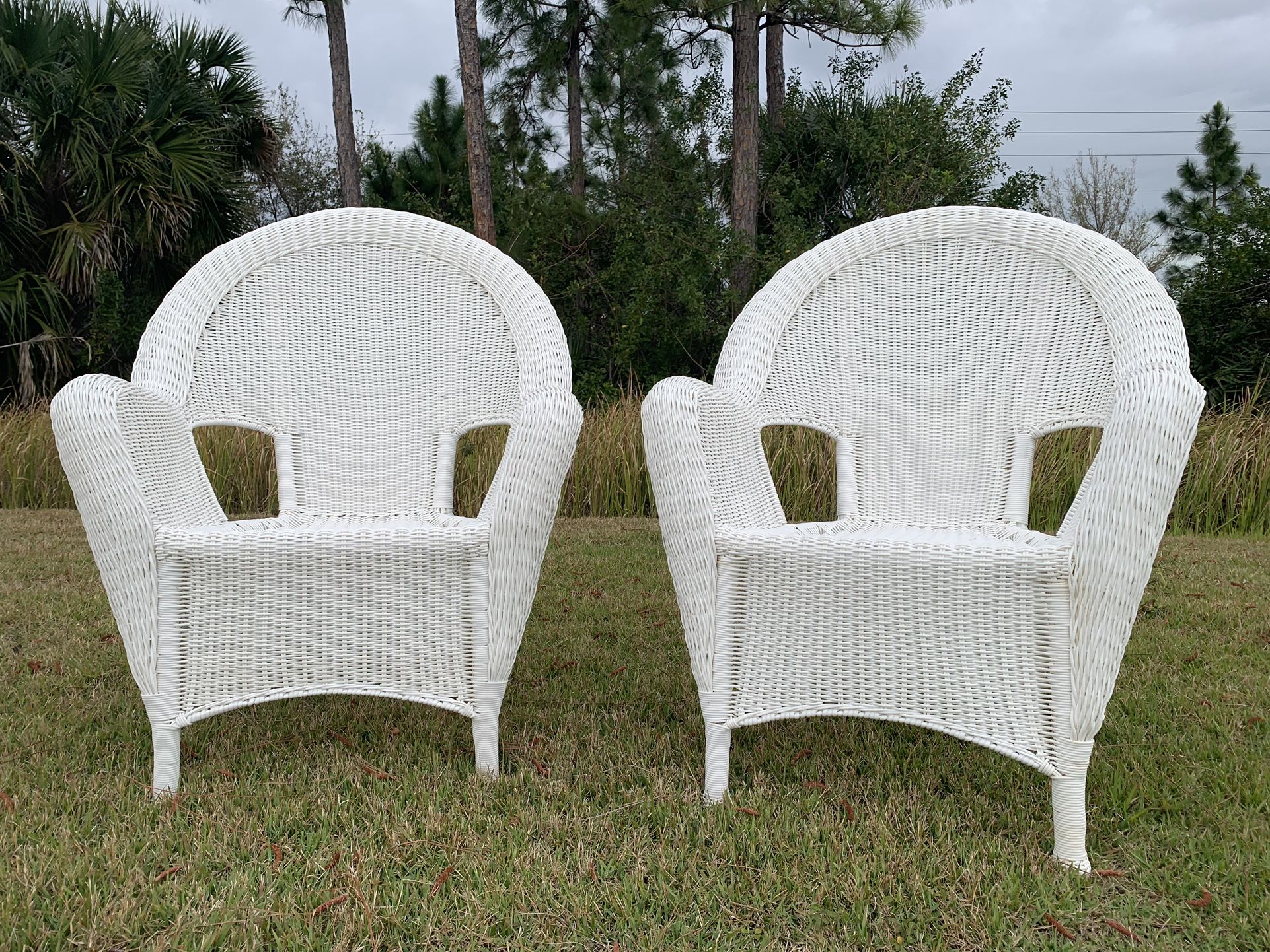 Plastic Wicker Chairs