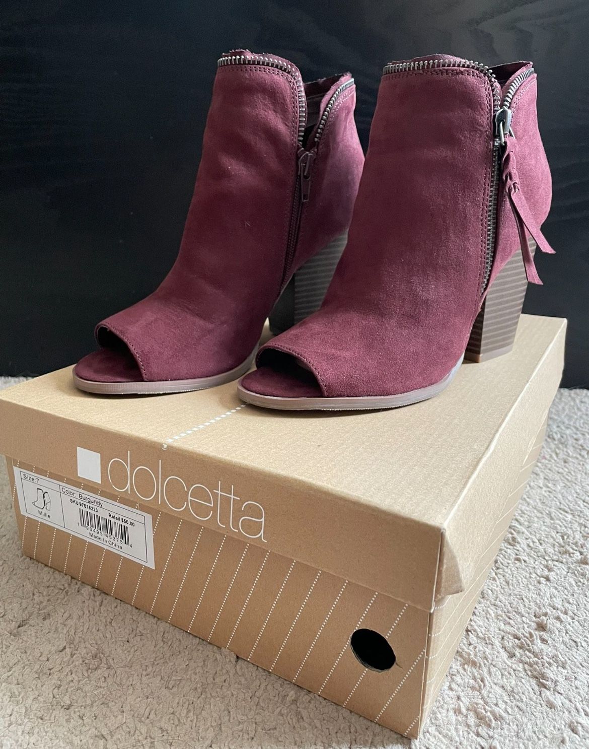 Dolcetta Millie Burgundy Open Toe Booties - Size 7
