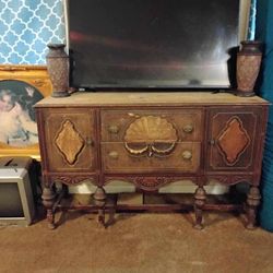 Antique Cabinetbuffet  , dating back to the early to mid-20th century