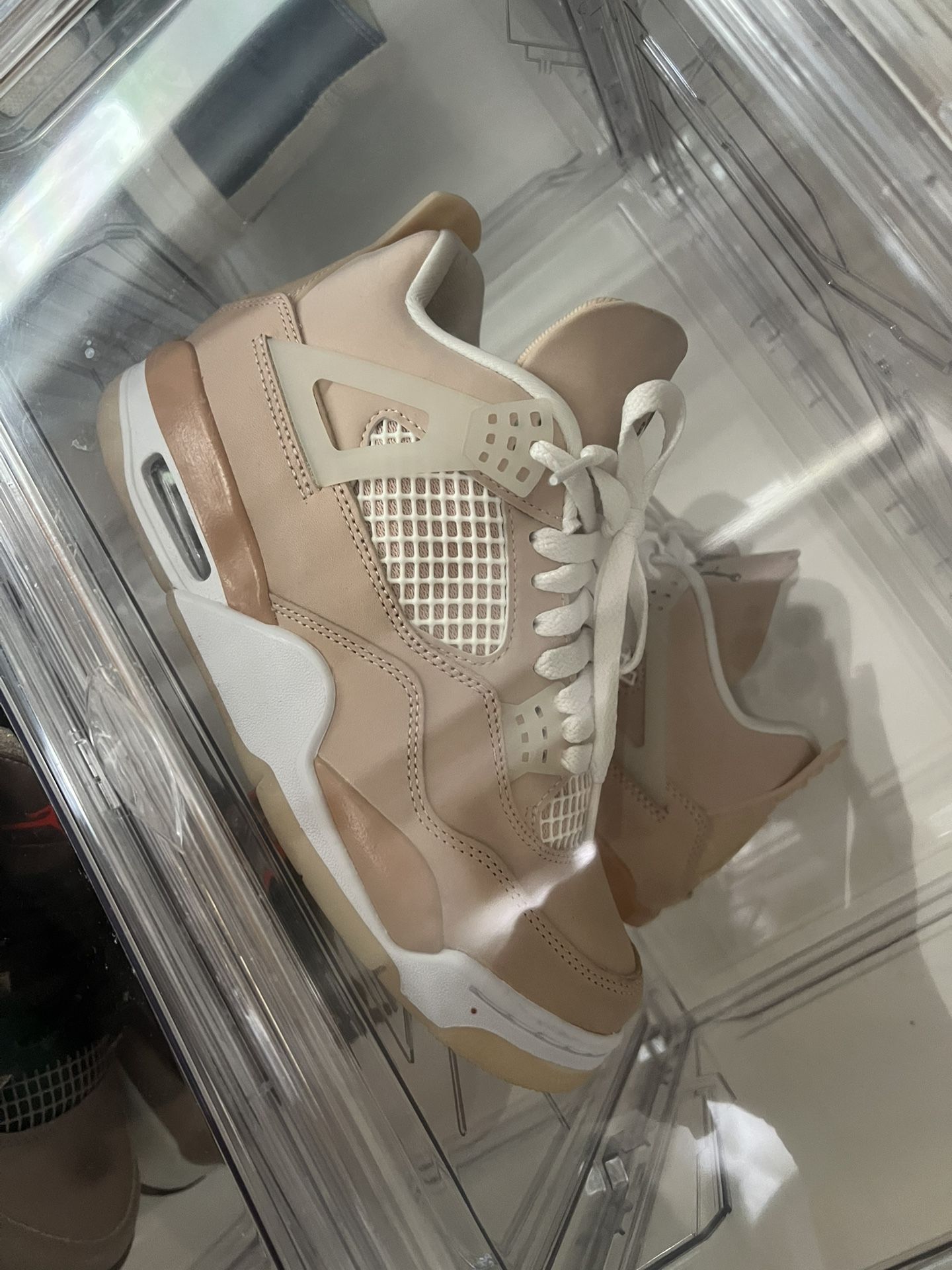 Jordan 4s