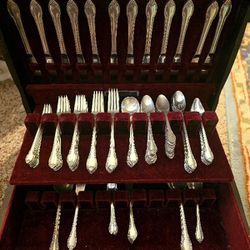 Remembrance 1847 Rogers Vintage Silverplate Flatware


