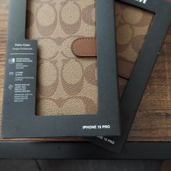 Coach IPHONE 15 PRO Phonecase and Cardholder