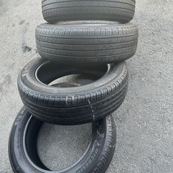 Set. Tires. 225. 60. 18. Michelin
