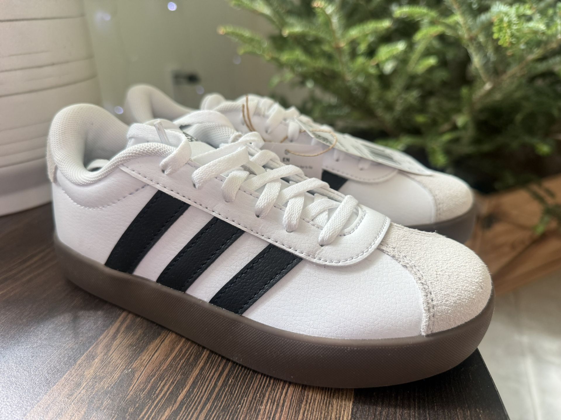 Adidas VL COURT 3.0 SHOES KIDS Size 2.5 New