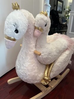 Rocking Swan with little baby swan