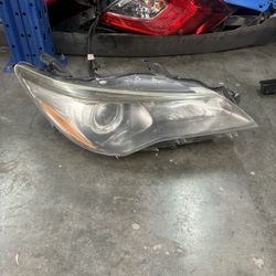 2015 - 2017 Nissan Altima Right Headlight 