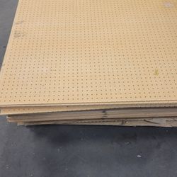 Pegboard

 Panel  5x4