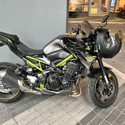 Kawasaki Z(contact info removed) 12.5k miles