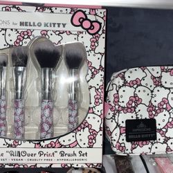 Hello kitty makeup Sets 