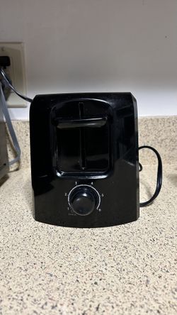 Toastmaster 2-Slice Toaster, Black