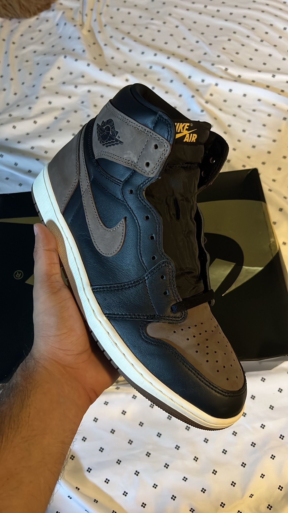 Air Jordan 1 Retro High OG 'Palomino' Size 12
