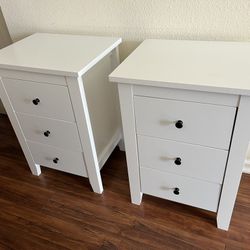 Nightstands Set of 2 with 3 Drawers - White (Van Nuys/ Lake Balboa)