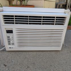 LG Air Conditioner window unit