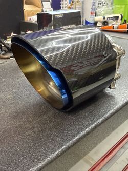 CARMON Real Twill Carbon Fiber Exhaust Pipe Muffler Tips With Blue Burnt 304 Stainless Steel (ID 3“, OD 4.5”