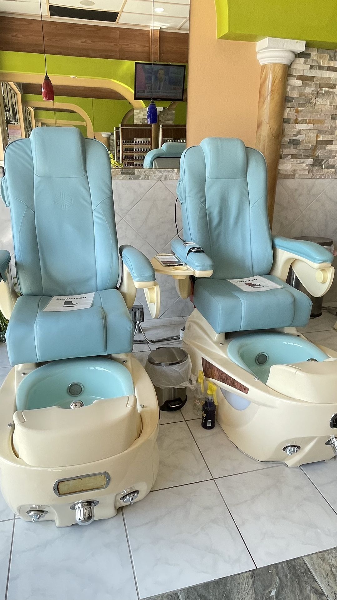 Lexor Pedicure Chairs