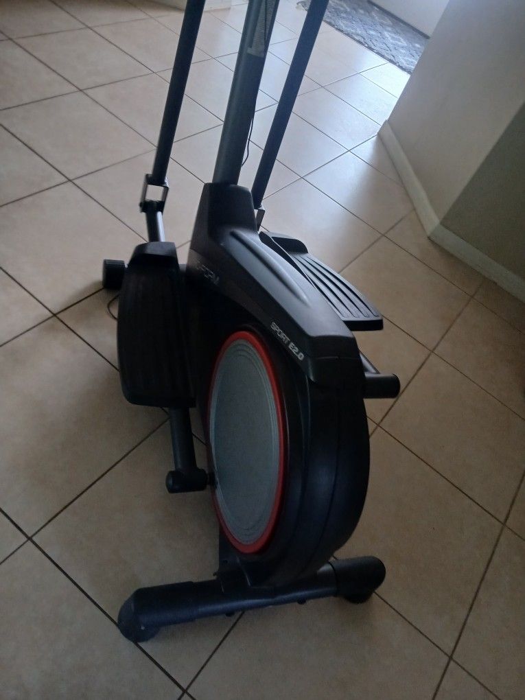 Elliptical machine