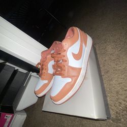 Nike Jordan 1 Low  