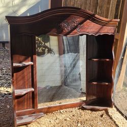 Dresser Top In Great Condition