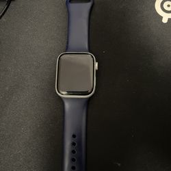 Apple Watch  SE 