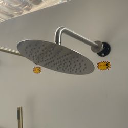 Shower Head With Wand - NEW