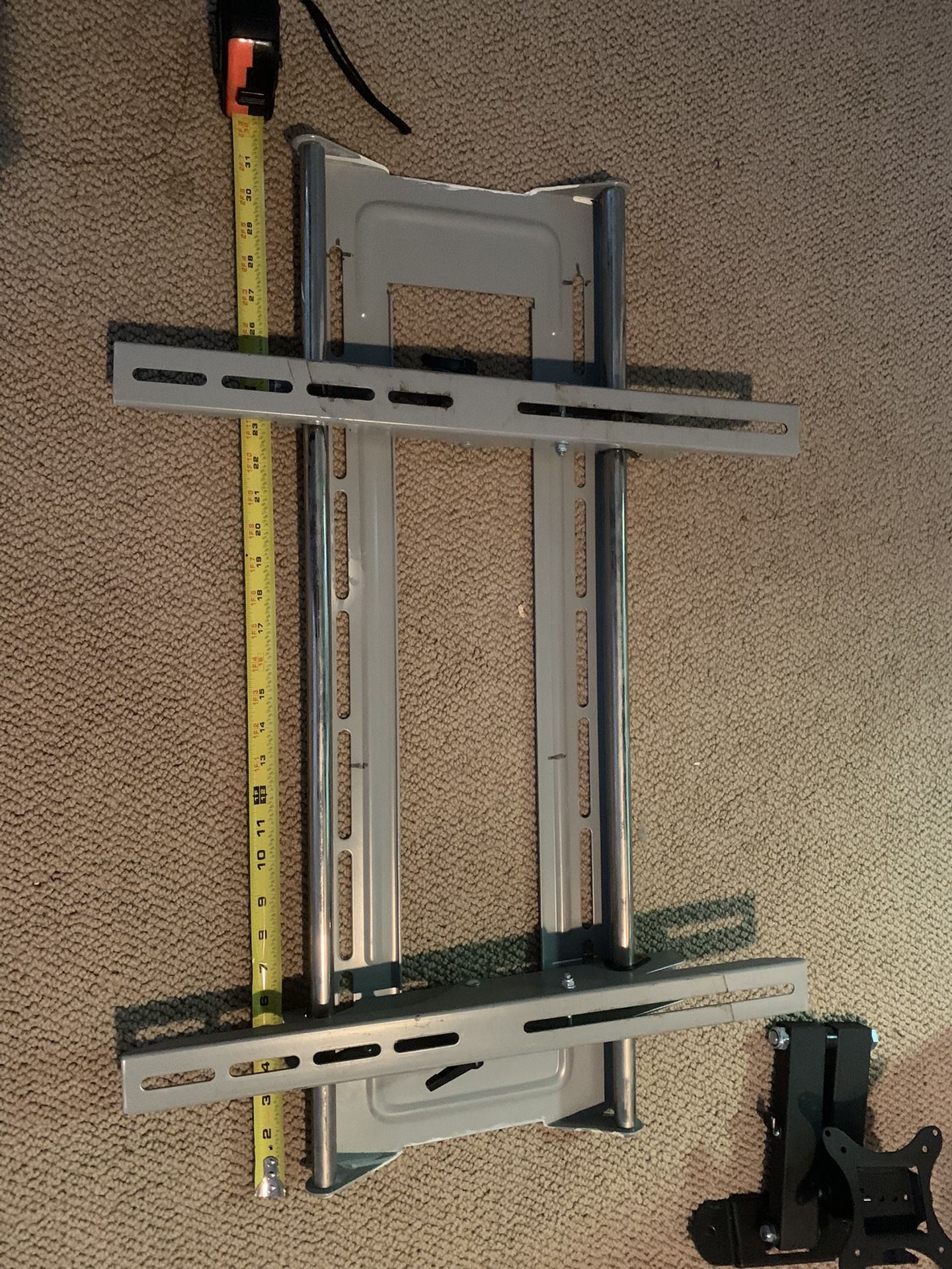 32” TV Mount